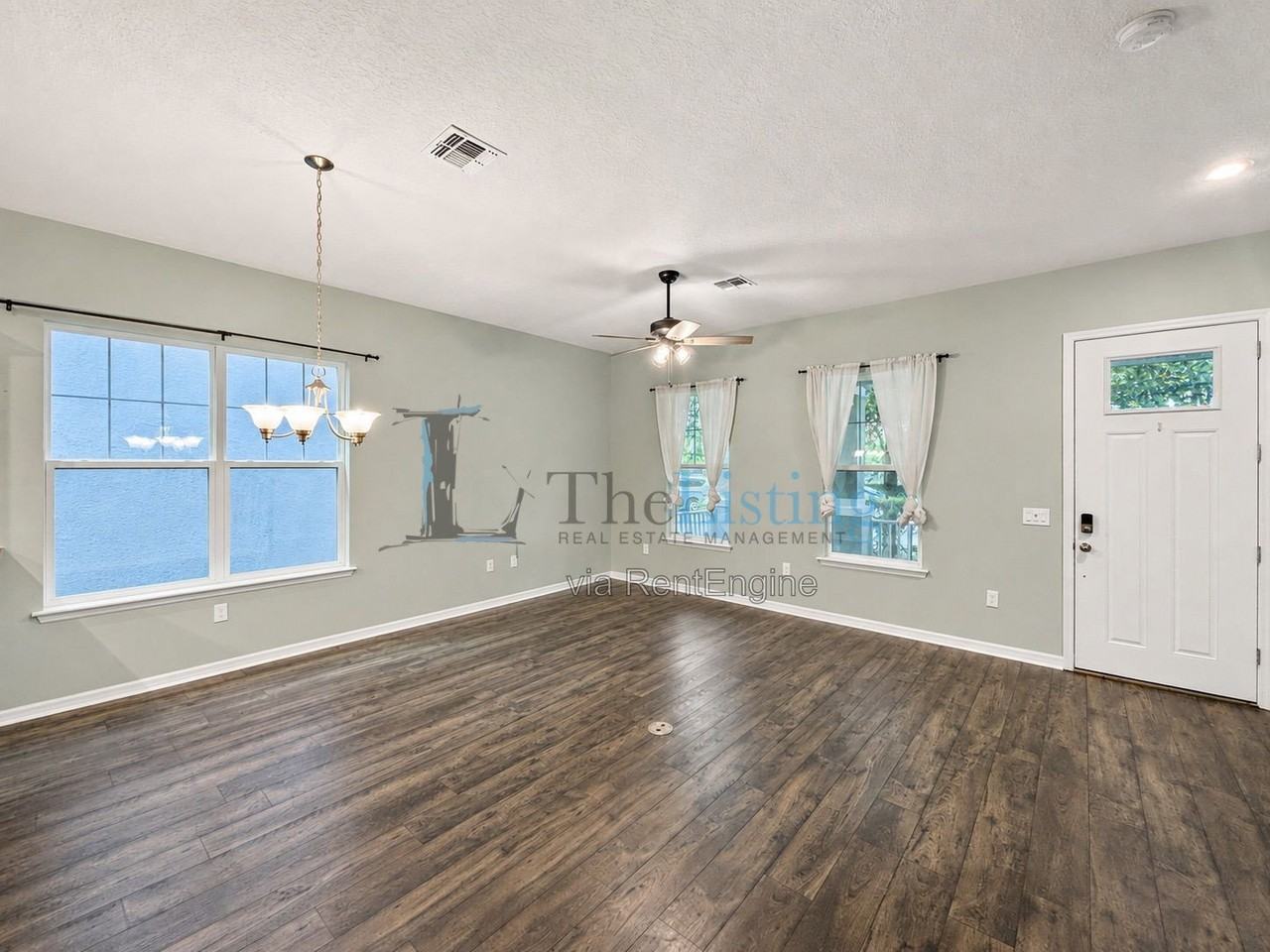 9137 Grand Island Way - Photo 3 of 31