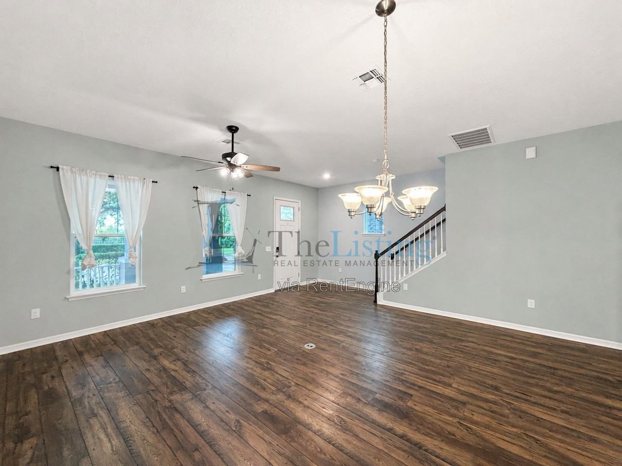 9137 Grand Island Way - Photo 4 of 31