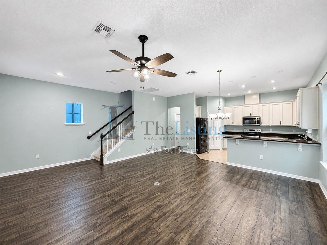 9137 Grand Island Way - Photo 5 of 31