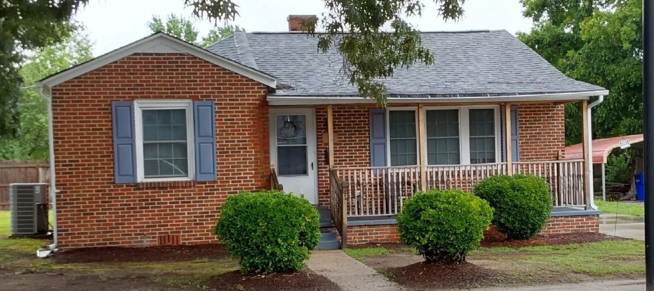 702 Bancroft Ave - Photo 3 of 23