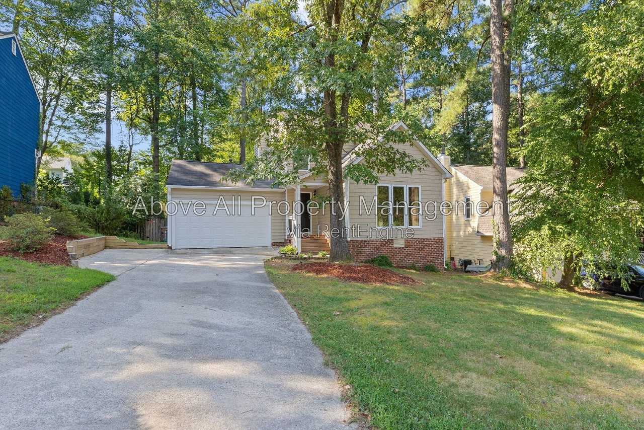 1202 Belhaven Rd - Photo 2 of 50