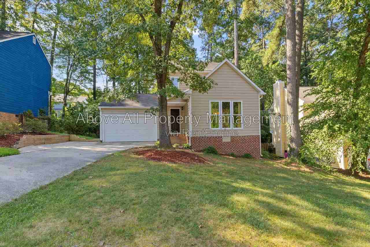 1202 Belhaven Rd - Photo 3 of 50