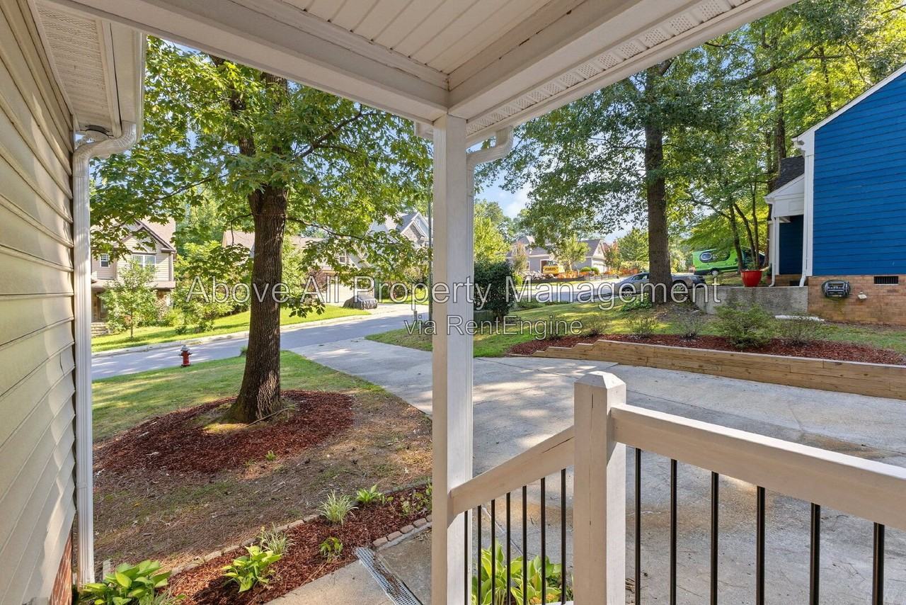 1202 Belhaven Rd - Photo 6 of 50