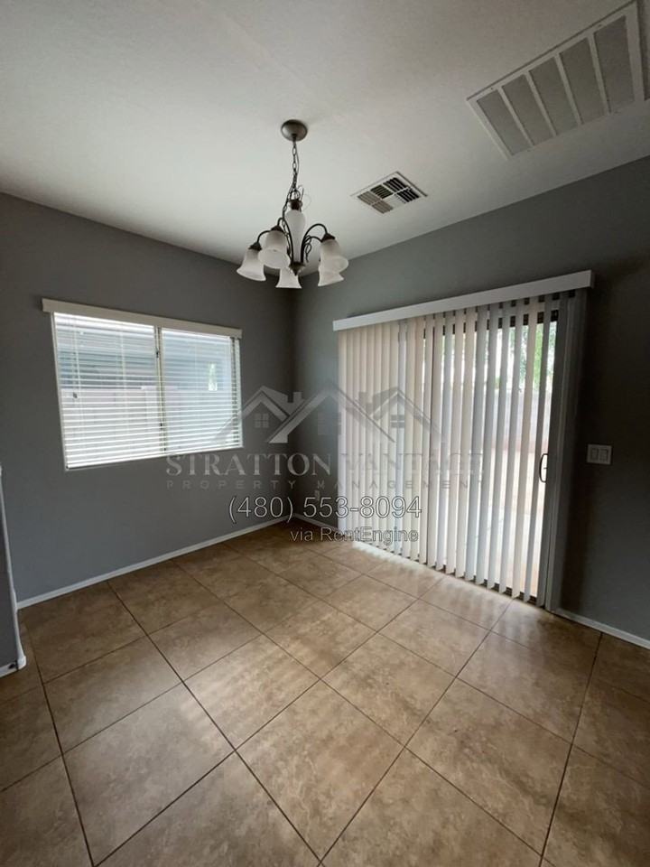 11578 W Mountain View Dr - Photo 5 of 6