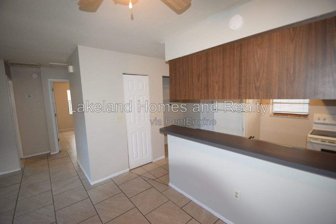 891 Schoolhouse Rd - Photo 5 of 20