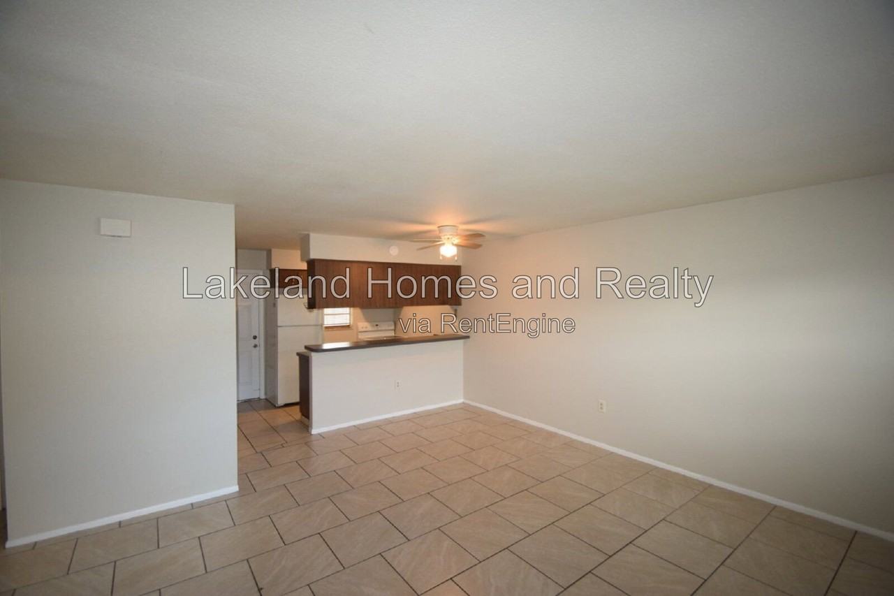 891 Schoolhouse Rd - Photo 7 of 20