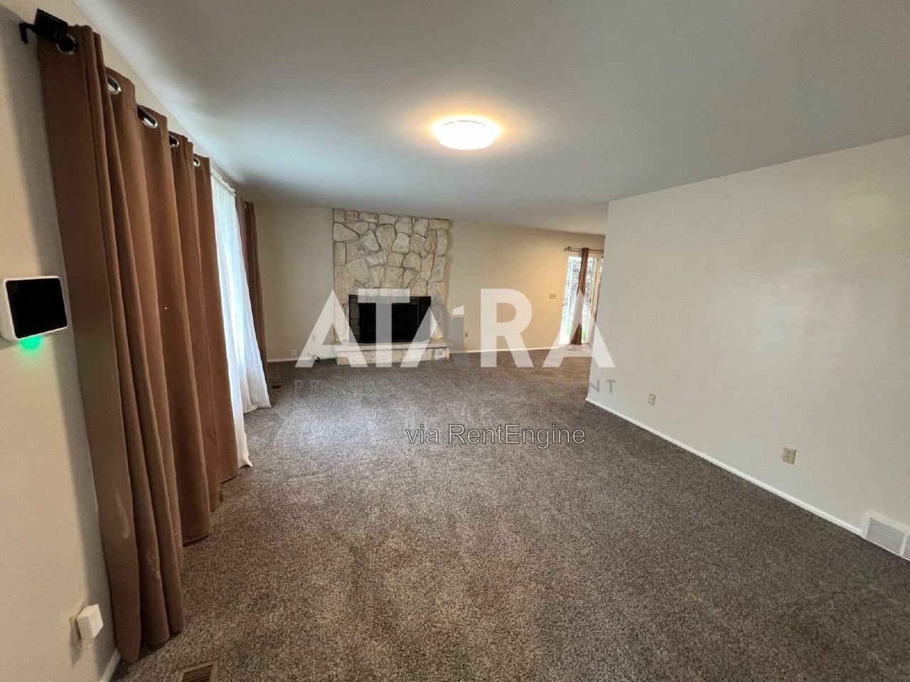 1374 W Marinwood Ave - Photo 5 of 44