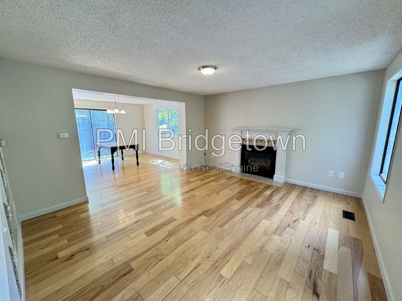 702 Sw 6th Ct - Photo 3 of 23