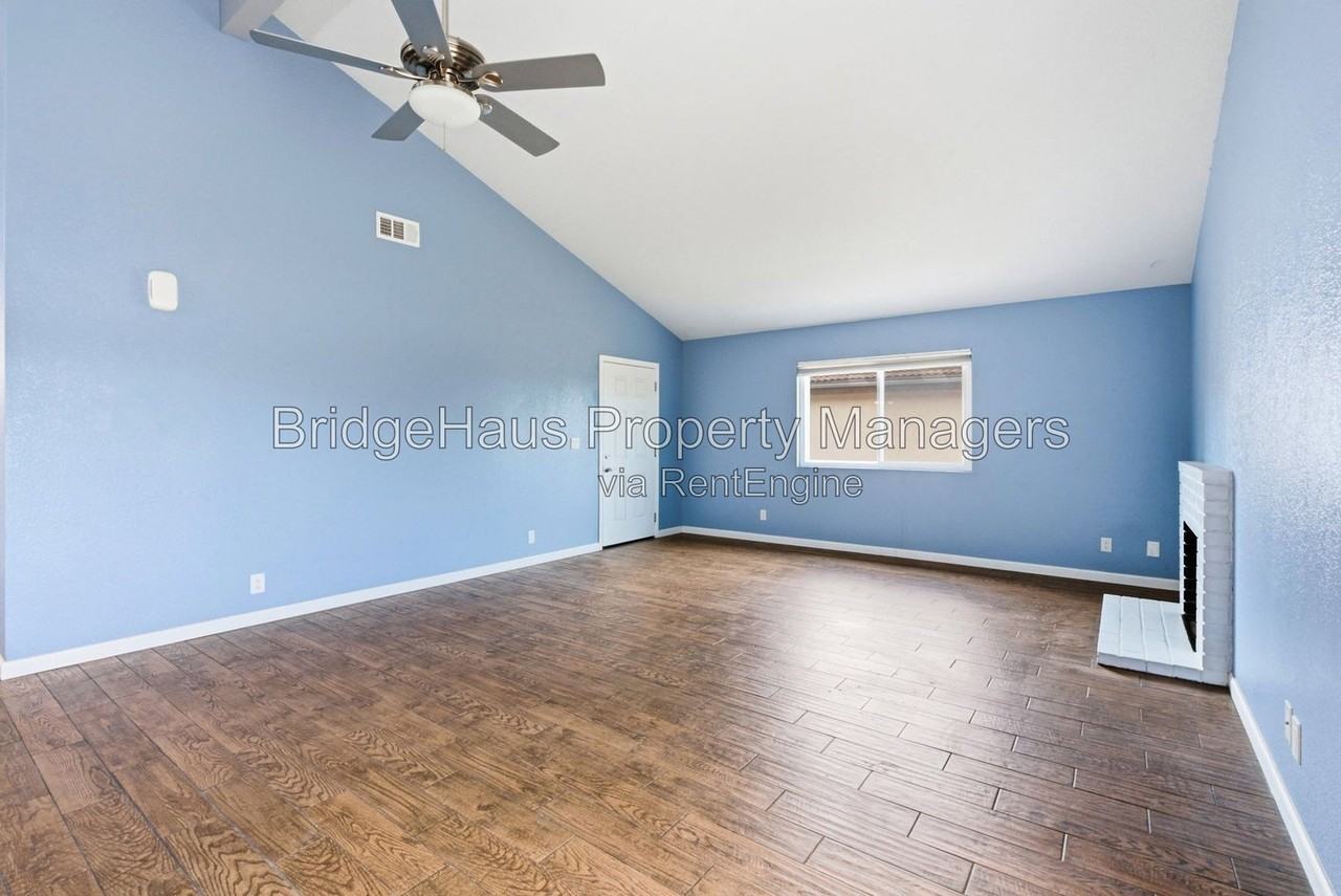 2740 Diaz Gln - Photo 7 of 39