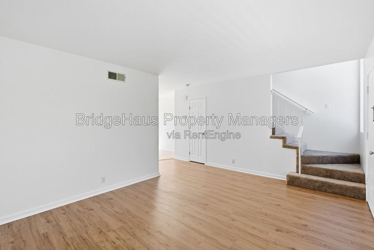 3550 Sandpiper Pl - Photo 4 of 37