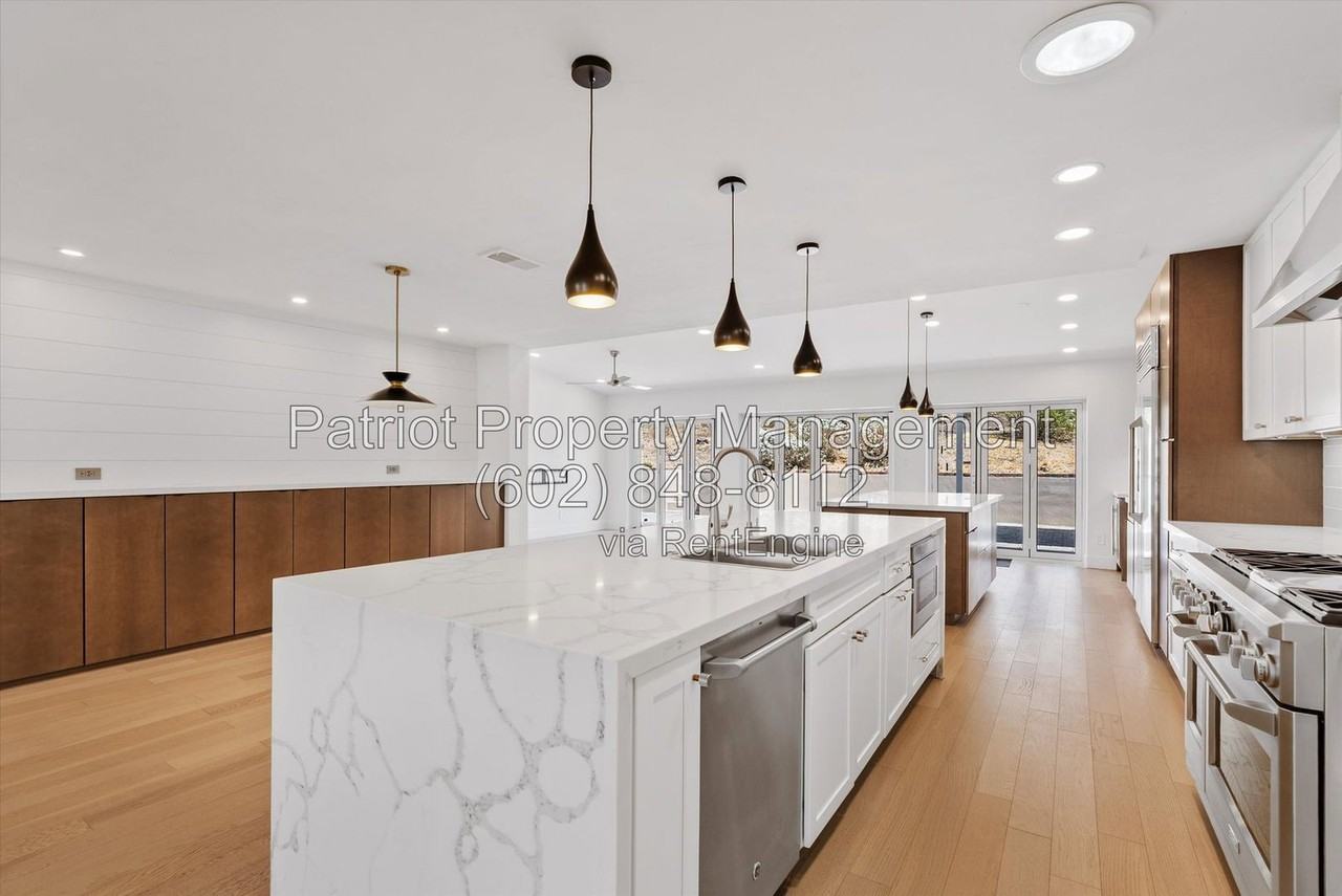 8515 N 13th Pl - Photo 4 of 50