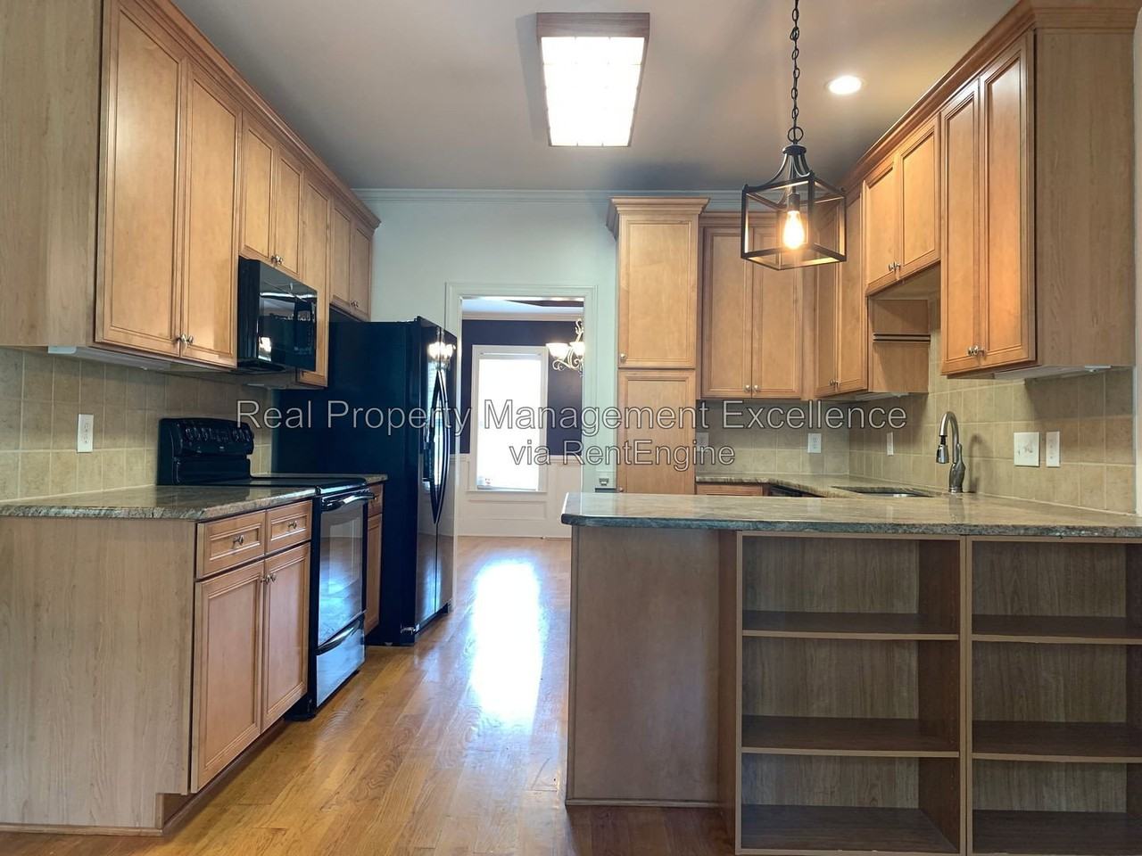 1005 Hadley Meadows Dr - Photo 7 of 50