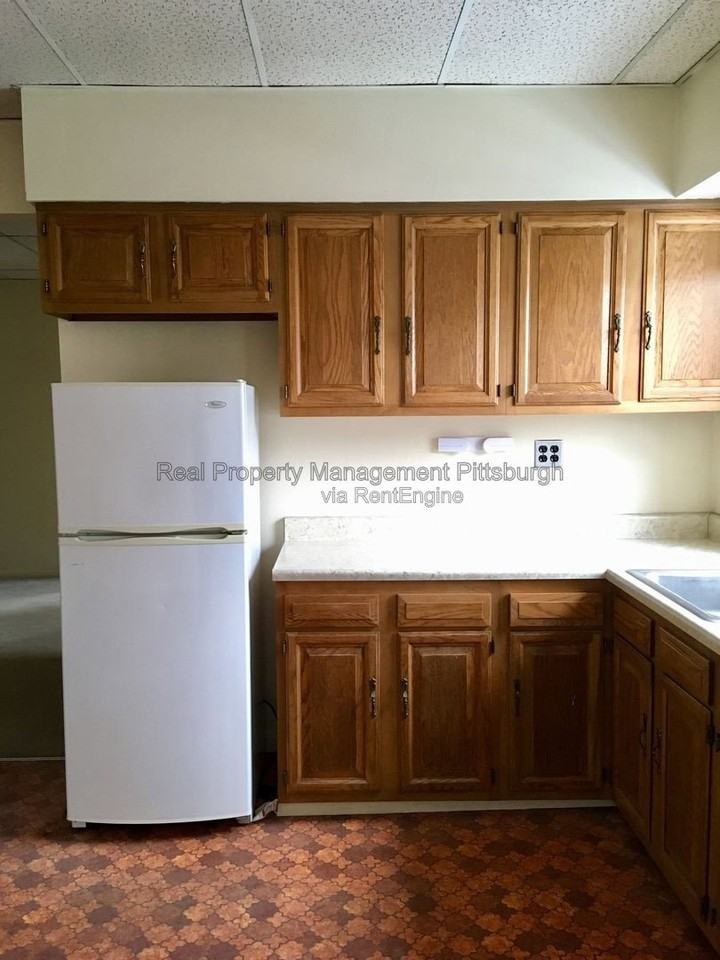 437 S Aiken Ave #2B - Photo 3 of 14