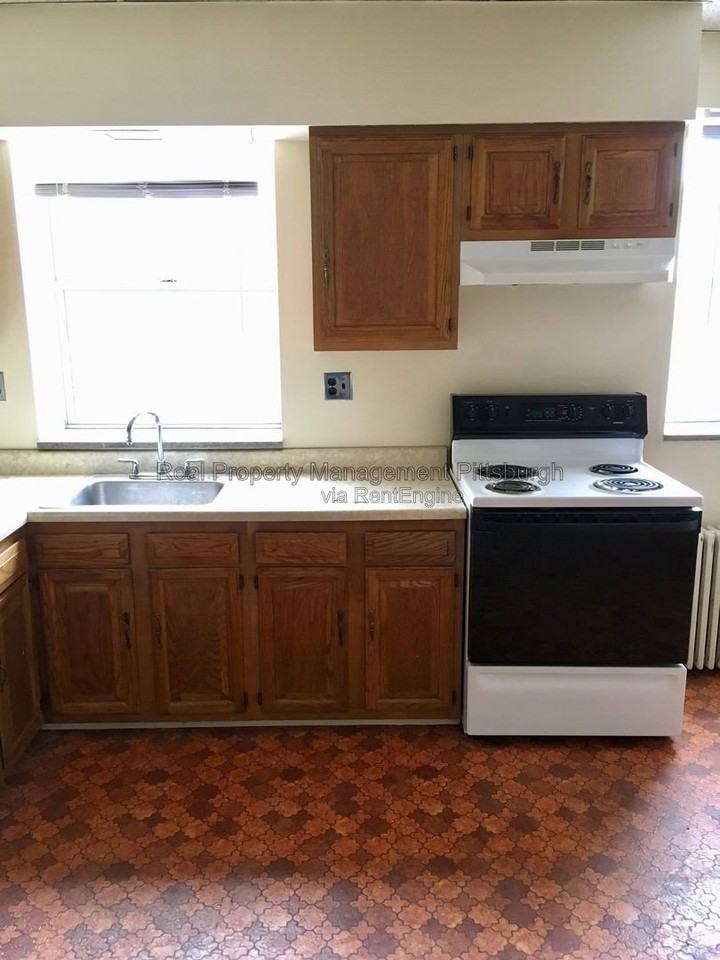 437 S Aiken Ave #2B - Photo 4 of 14