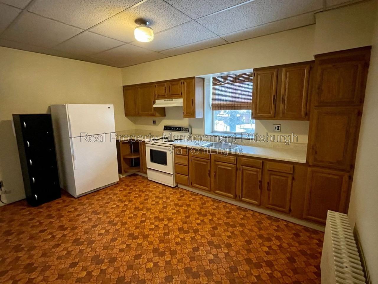 437 S Aiken Ave #2A - Photo 2 of 8