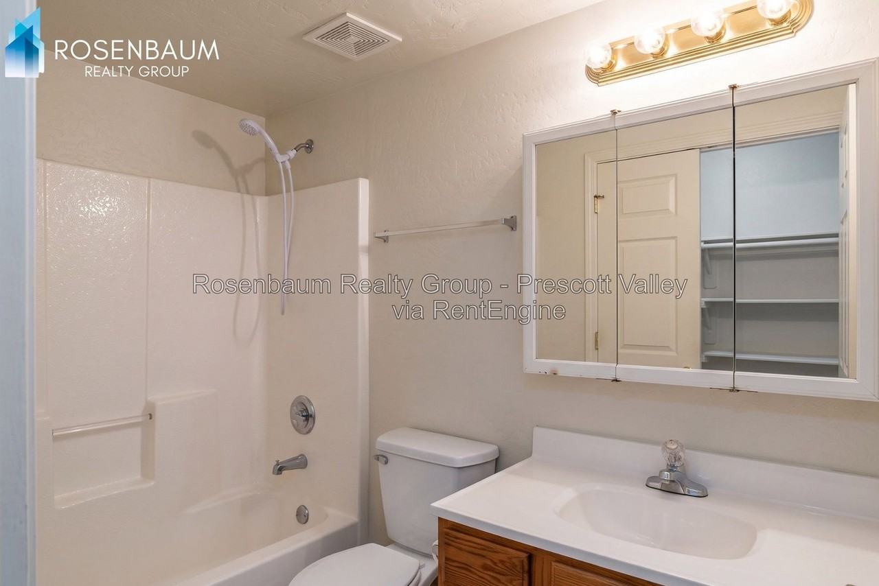 802 2nd St #22 - Photo 5 of 5