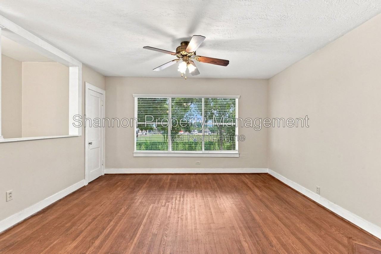 1518 Ridgewood St - Photo 6 of 24