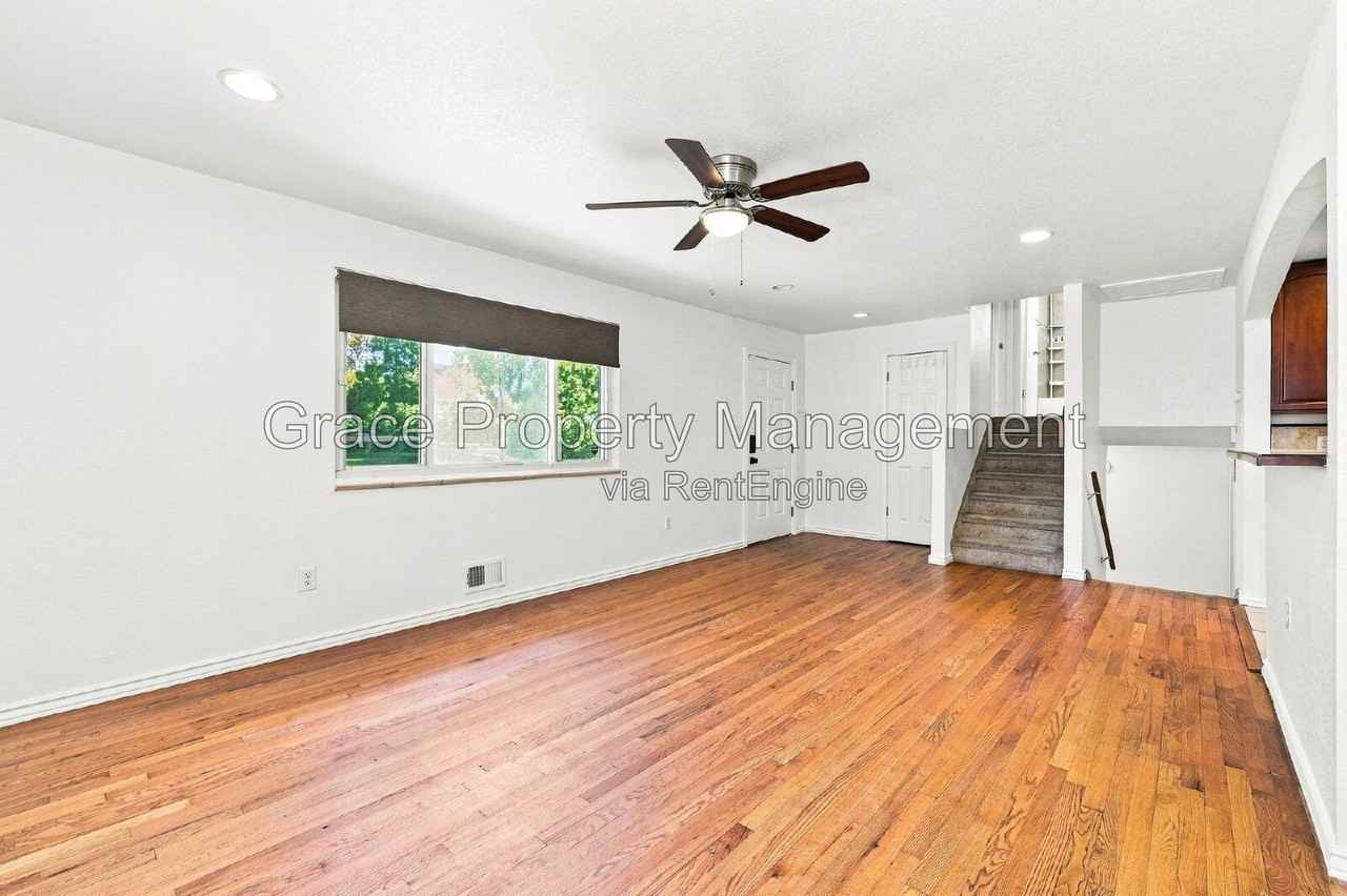 12936 E 30th Ave - Photo 4 of 50