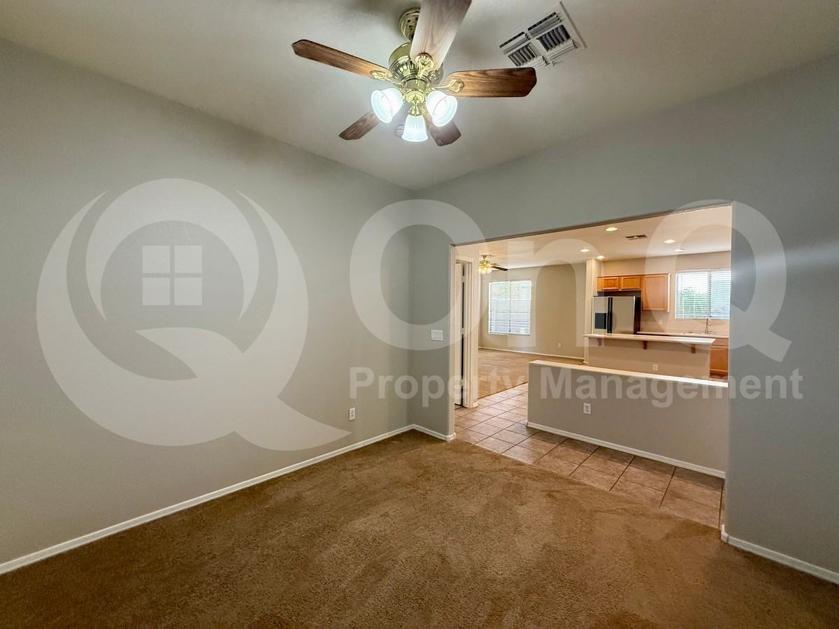 9328 W Pontiac Dr - Photo 7 of 24