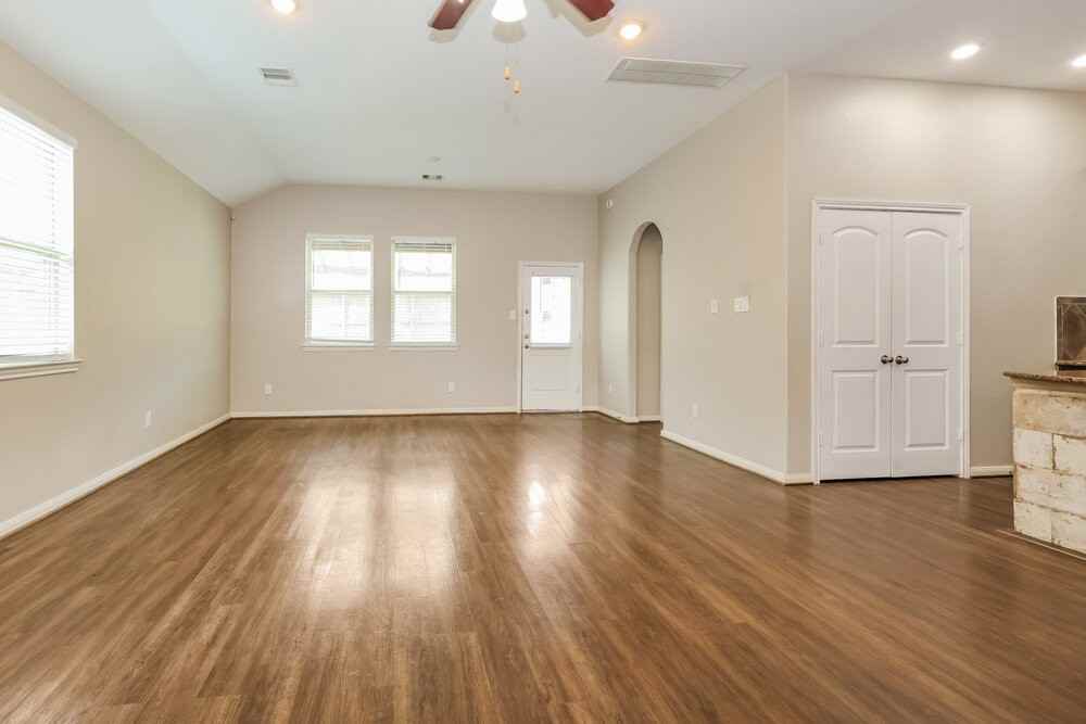 320 Terra Vista Cir - Photo 5 of 16