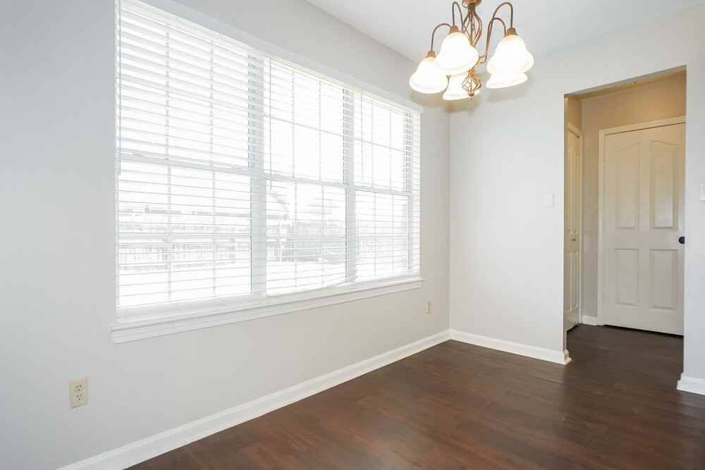 7456 Jennifer Dr - Photo 6 of 16