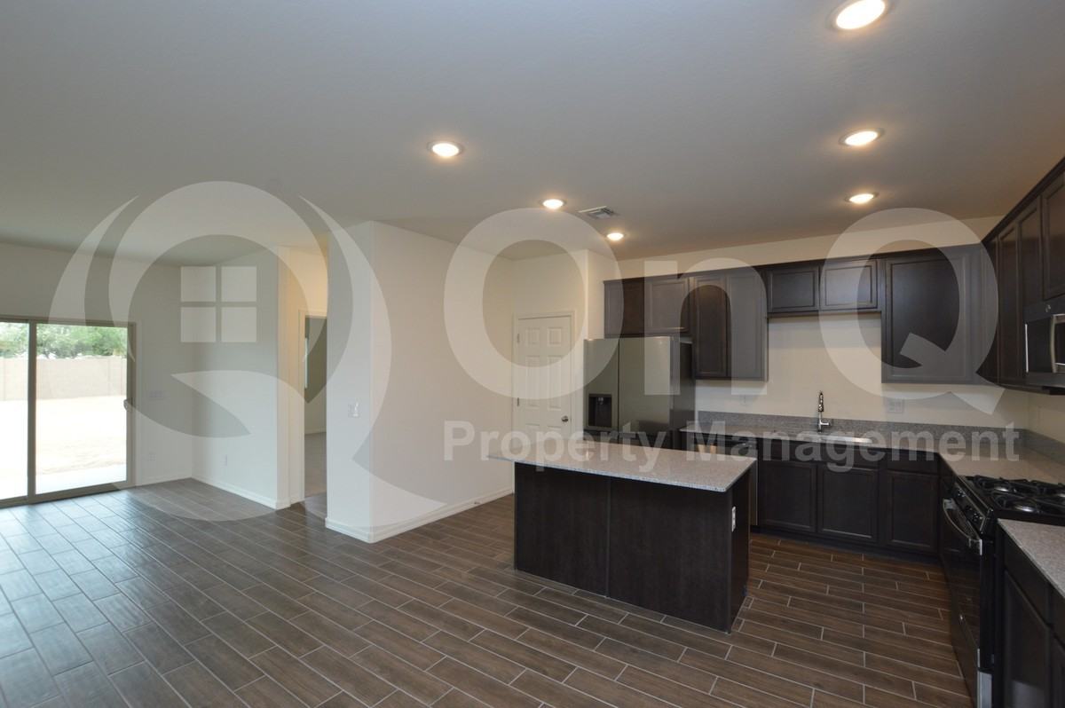 3111 N Medallion Ct - Photo 5 of 25