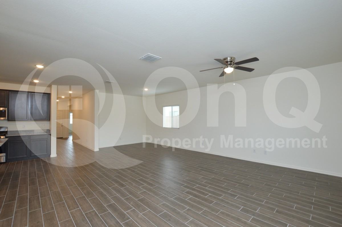 3111 N Medallion Ct - Photo 7 of 25