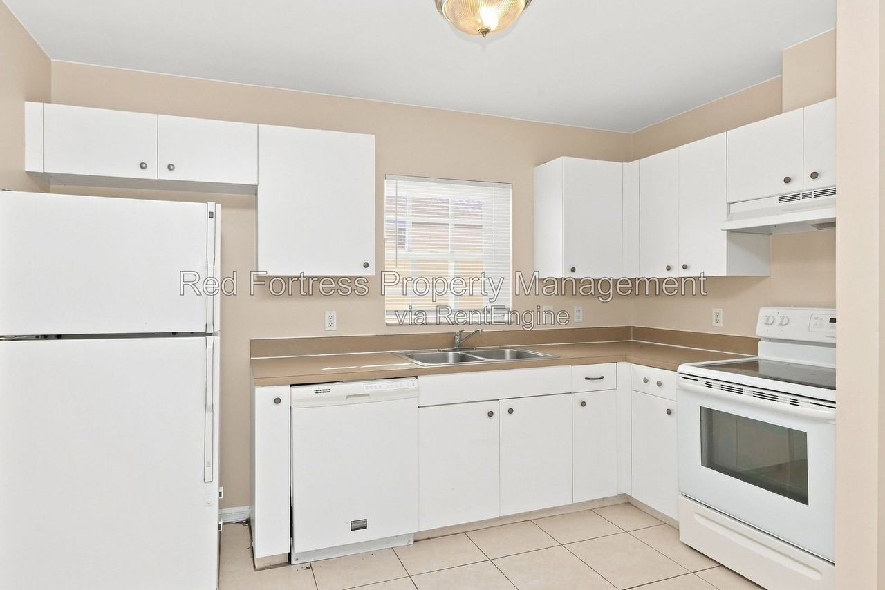 5237 30th St Sw - Photo 6 of 17