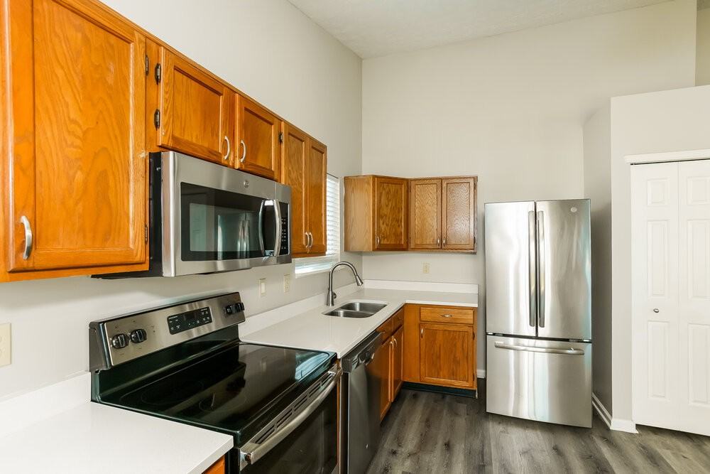 10708 Tanbark Dr - Photo 7 of 16