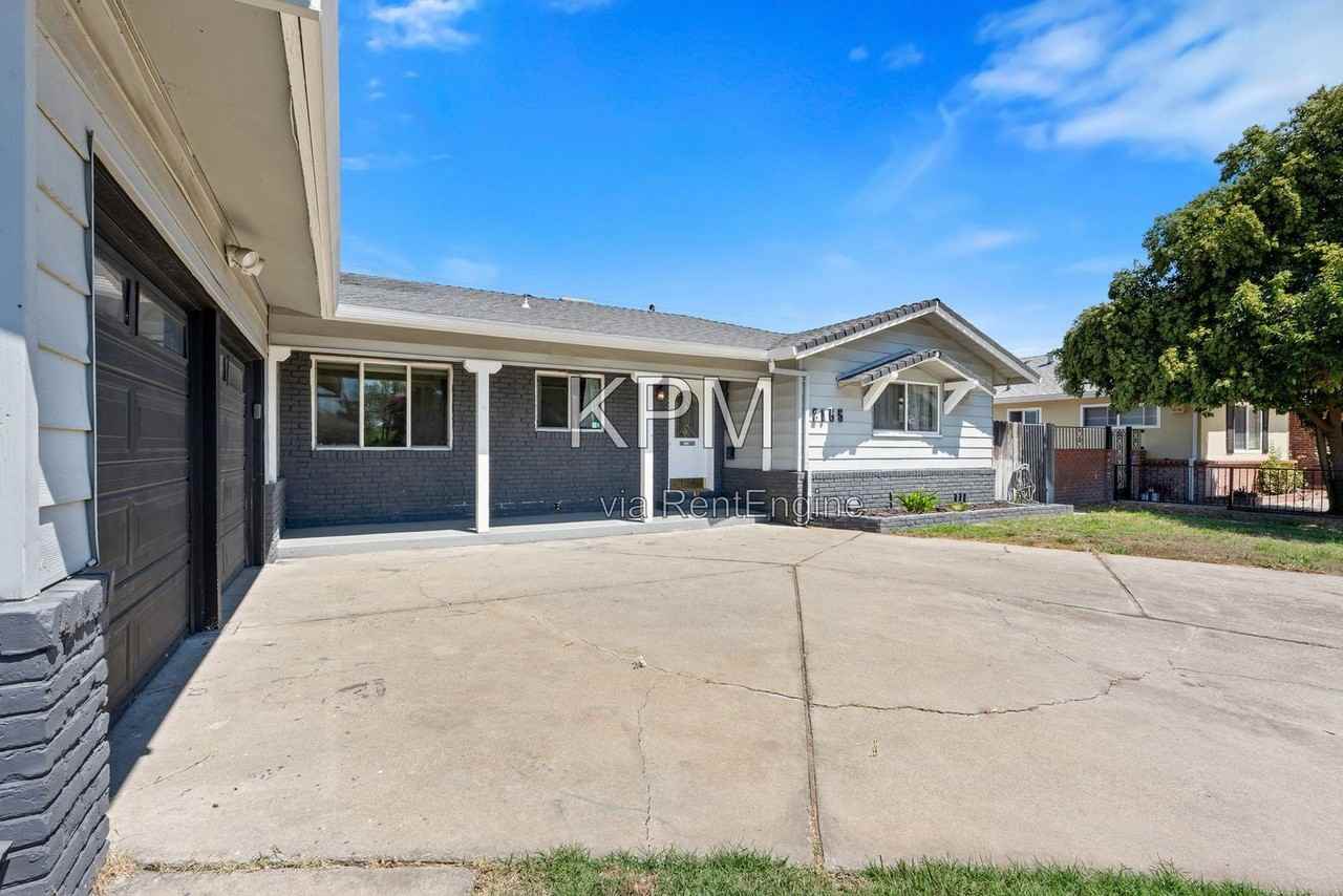 2155 Portola Ave - Photo 3 of 50