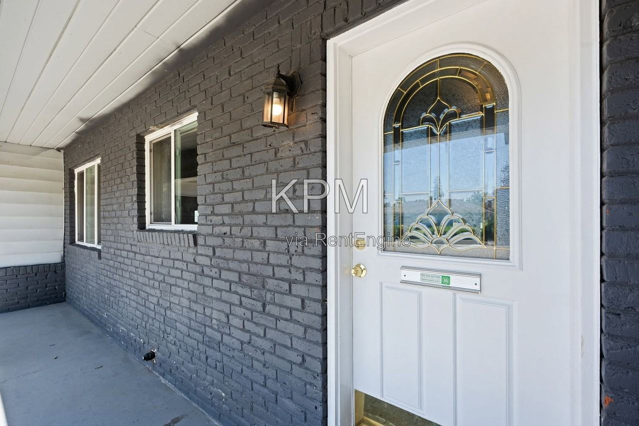 2155 Portola Ave - Photo 4 of 50
