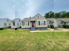 1019 University St - Photo 1 of 1