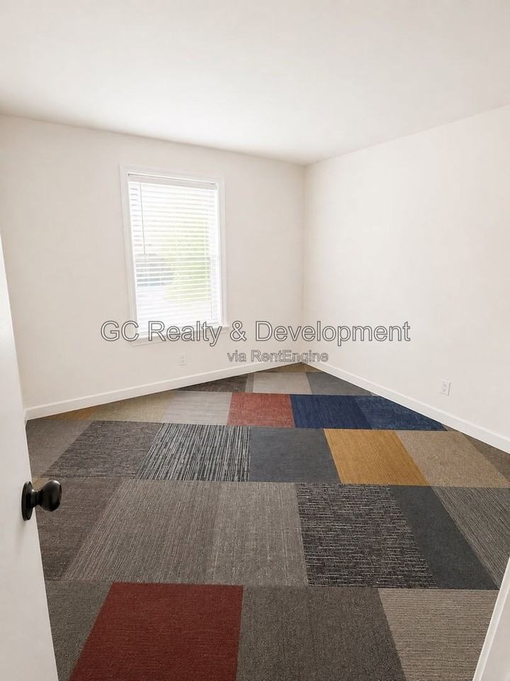 707 Newcastle Ave - Photo 7 of 17