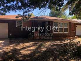 2548 Sw 48th St - Photo 1 of 1