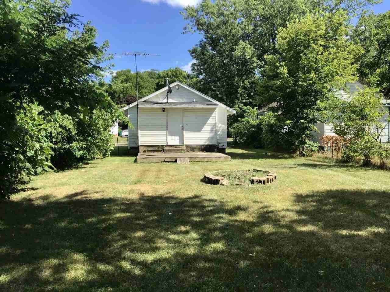 213 14th St N - Photo 4 of 10