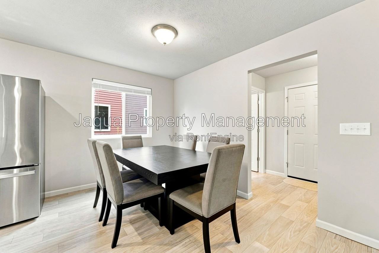 10127 Pennridge Dr - Photo 3 of 20