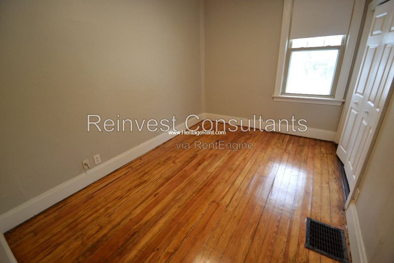 197 Vale Ave - Photo 3 of 15
