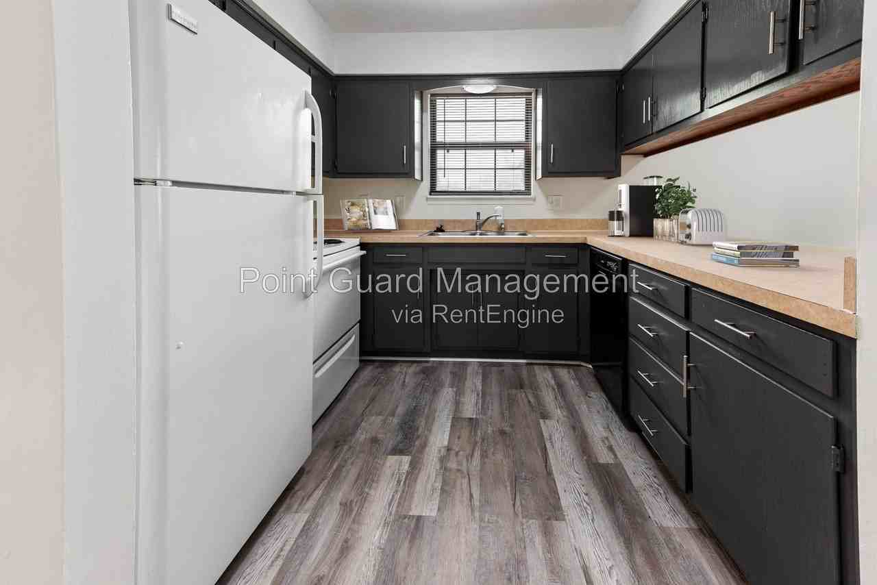 7103 N Chas Dr #G - Photo 2 of 25