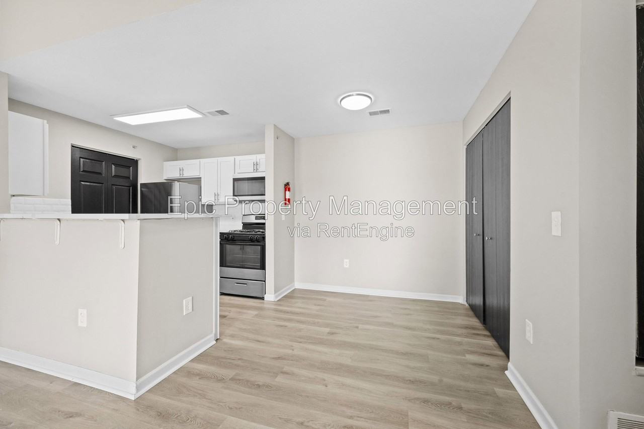 9200 Charlotte Ct - Photo 5 of 12