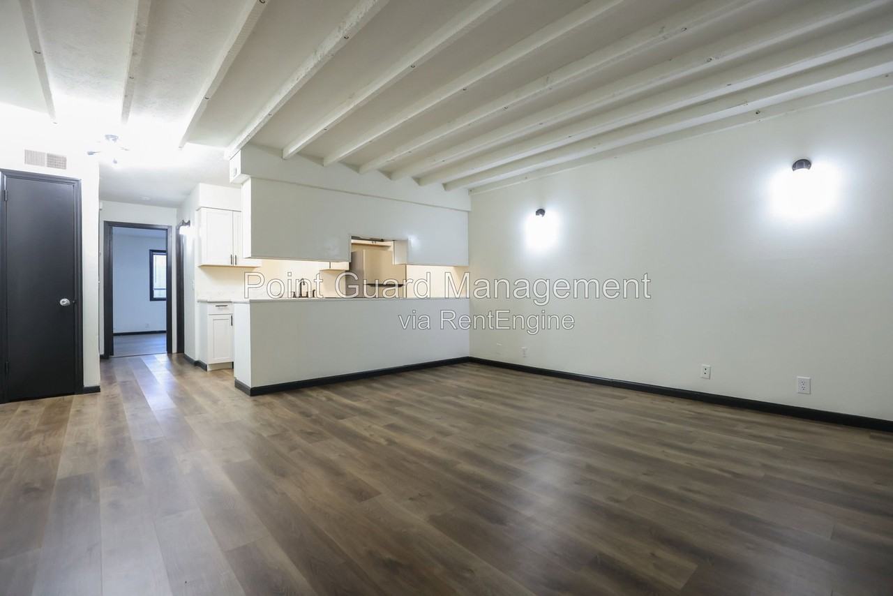 2706 N 75th St #10 - Photo 2 of 15