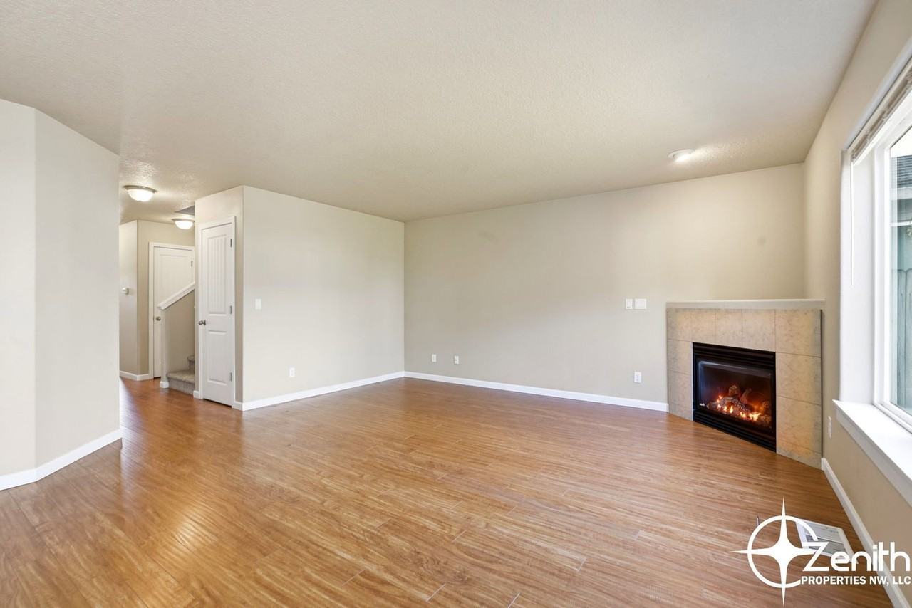 9310 Ne 80th Cir - Photo 7 of 41