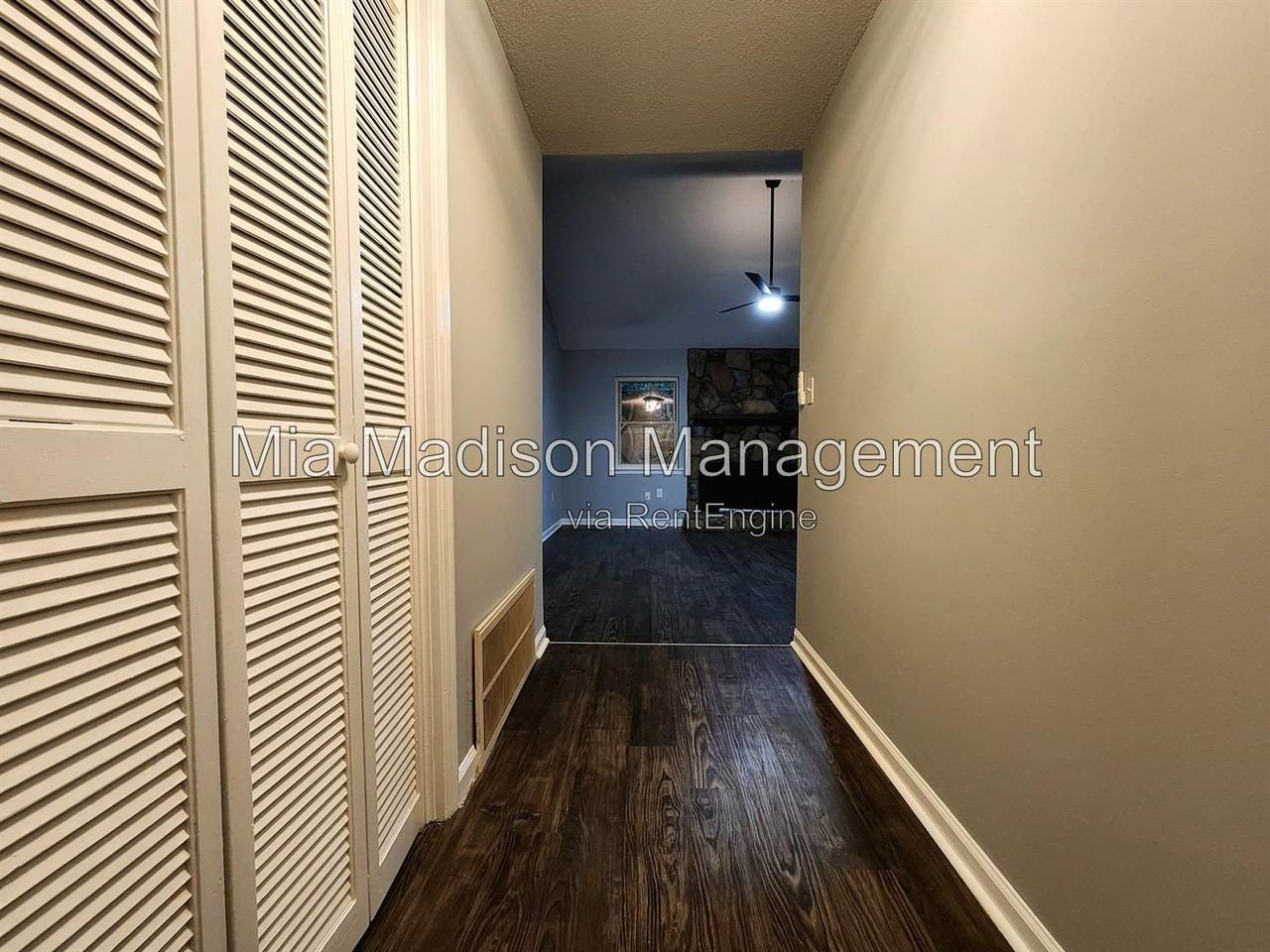 1531 Marcy Cir - Photo 3 of 29