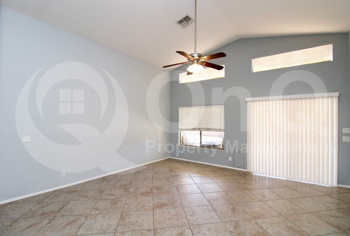 511 E Pinto Dr - Photo 6 of 23