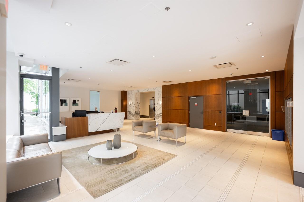 288 West 1st Avenue #1501 - Photo 3 of 24