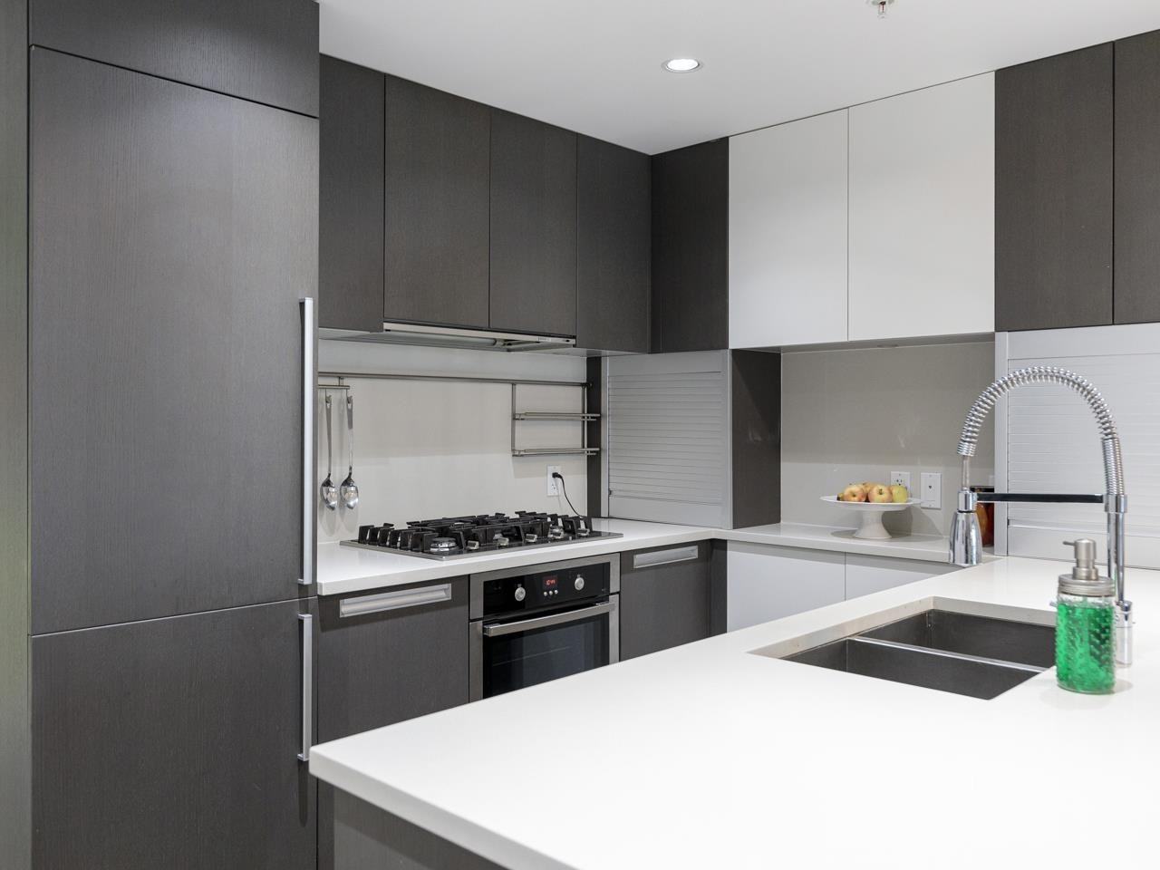 288 West 1st Avenue #1501 - Photo 7 of 24