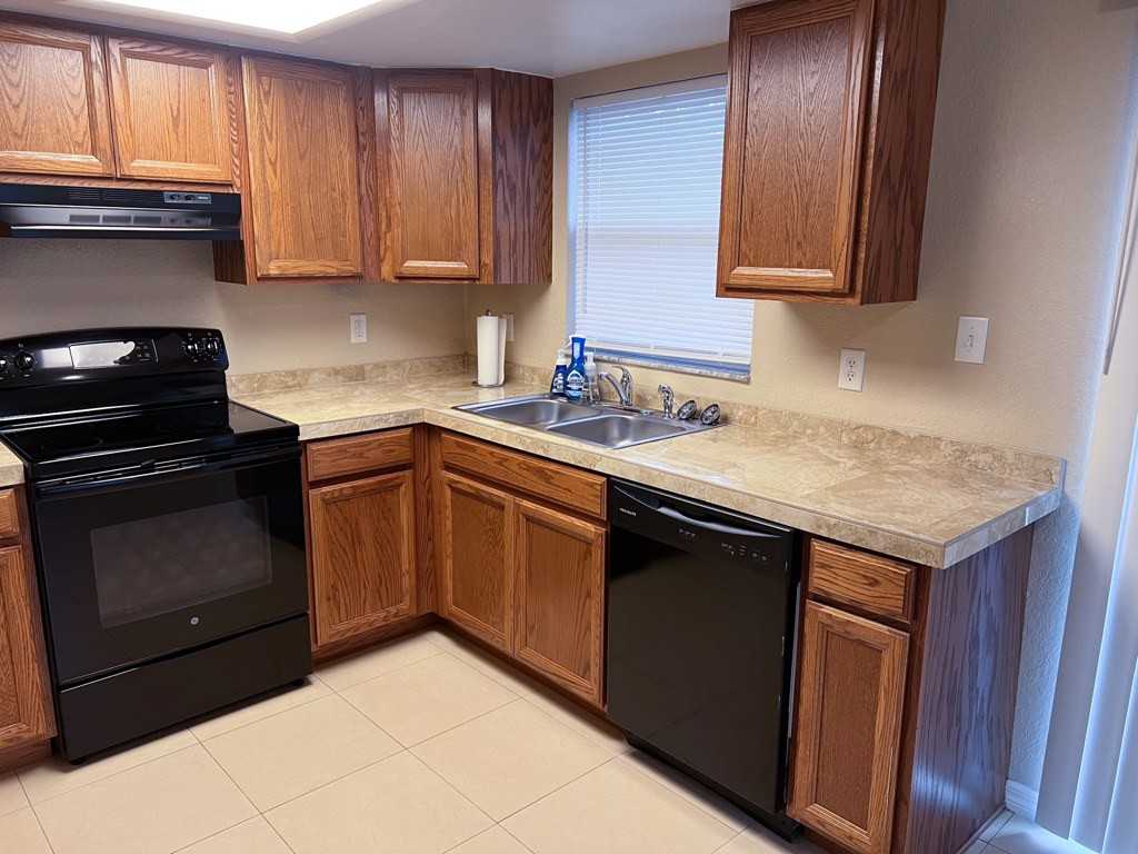 507 E Hazzard Ave #4 - Photo 7 of 14