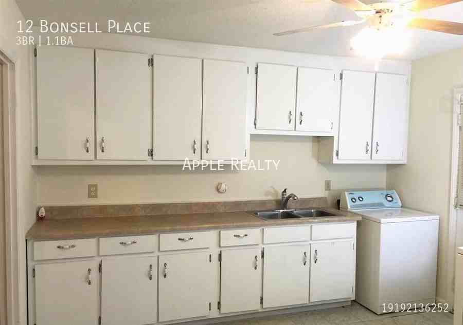 12 Bonsell Pl - Photo 4 of 21