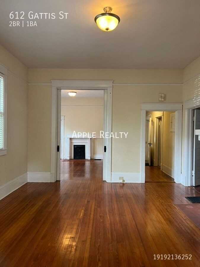 612 Gattis St - Photo 4 of 17