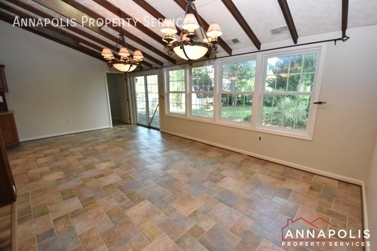 821 Macsherry Dr - Photo 5 of 29