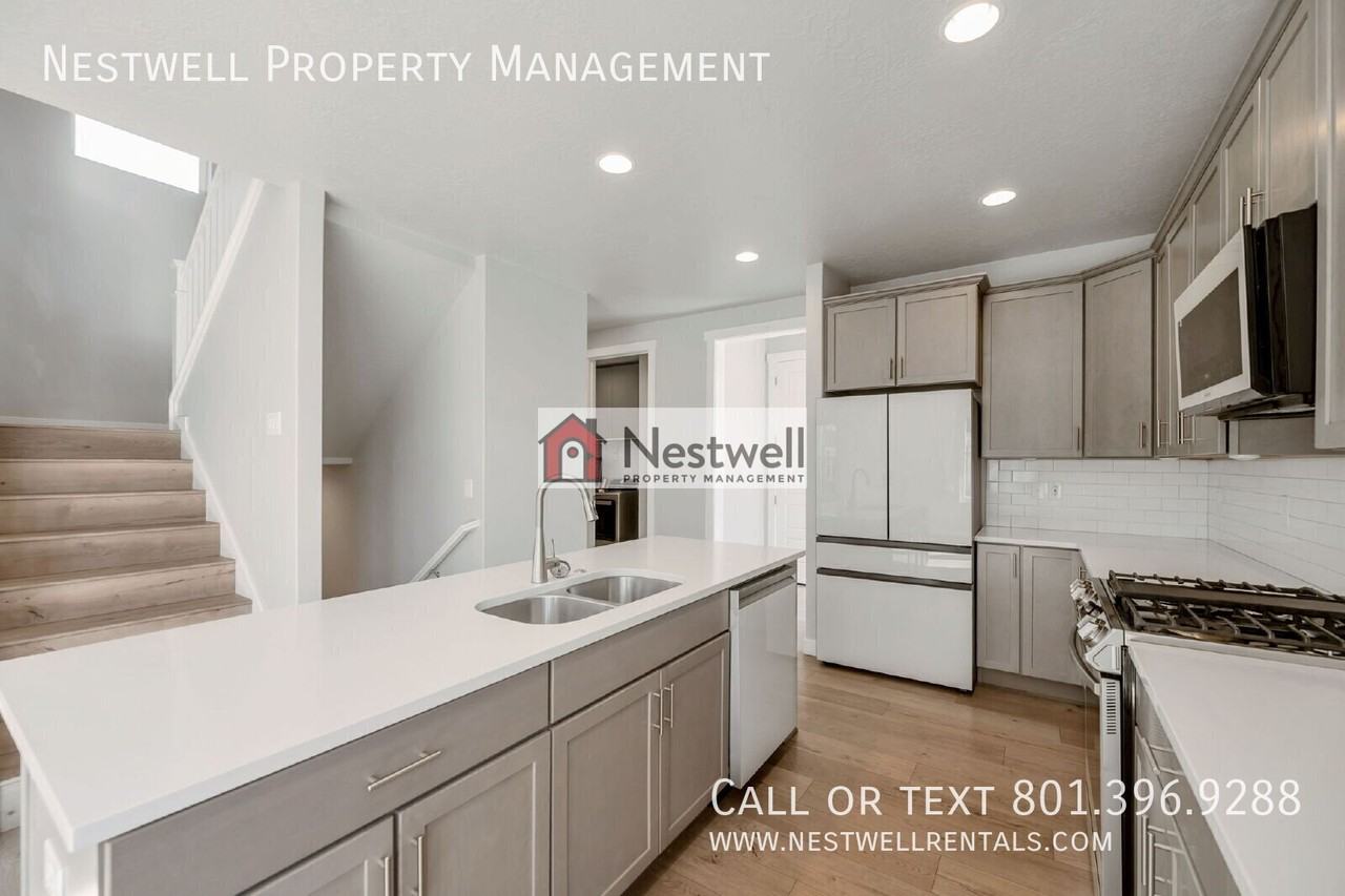 11536 S Pebble Pond Rd - Photo 4 of 30